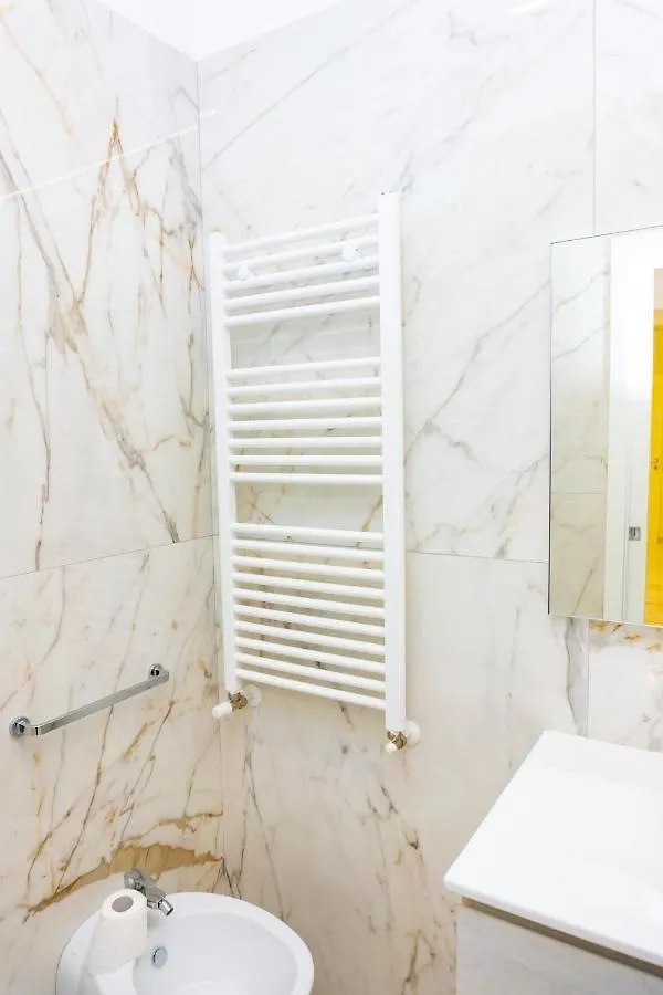 Fian Apartment 2.0 Napoli Italien