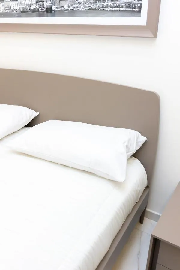Fian Apartment 2.0 Napoli Italien